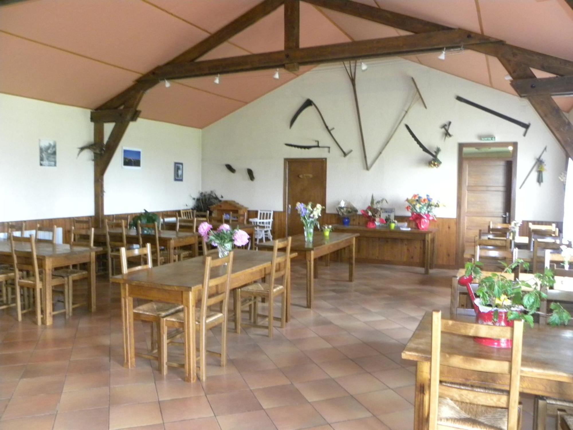 Auberge Les Volpilieres Ruynes-en-Margeride ภายนอก รูปภาพ