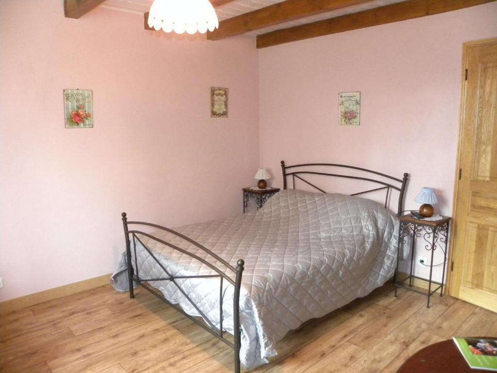 Auberge Les Volpilieres Ruynes-en-Margeride ห้อง รูปภาพ