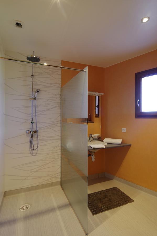 Auberge Les Volpilieres Ruynes-en-Margeride ภายนอก รูปภาพ