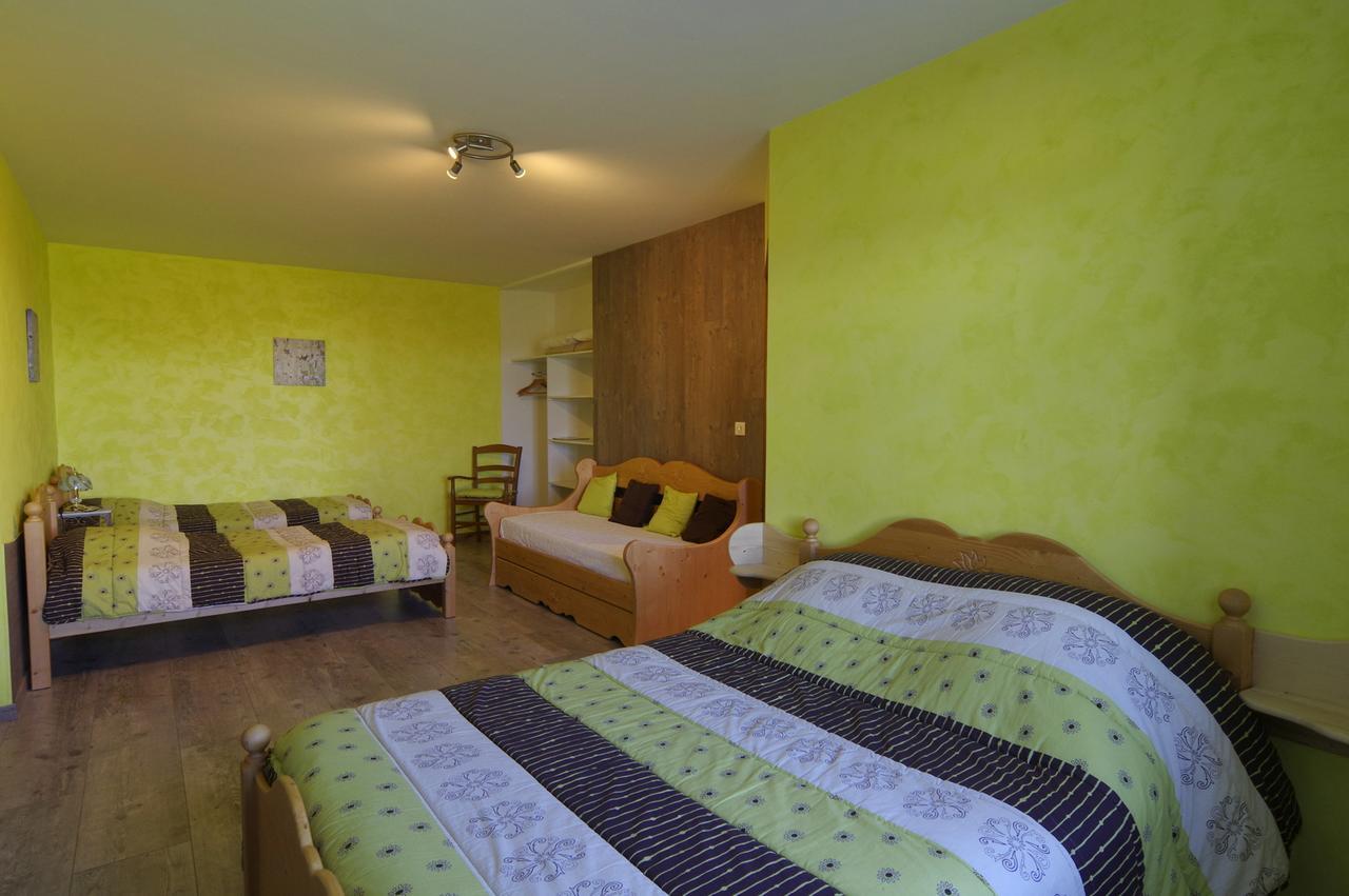 Auberge Les Volpilieres Ruynes-en-Margeride ภายนอก รูปภาพ